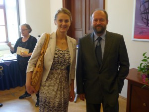 prof. J. Kratochvíl a Jana Trost (Country Officer for Czech Rep., kancelář Finančních mechanismů v Bruselu)